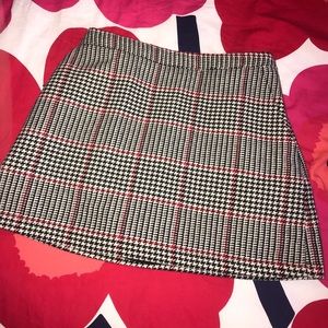 Tweed mini skirt